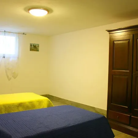 Appartement Fratticciola Sleeps 6 Pool Air Con Wifi
